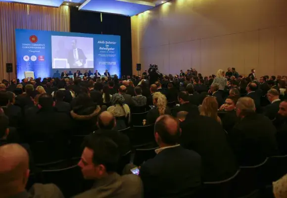 Şen: Sınırsız ihtiyaçların sınırlı kaynaklarla karşılanması problemi akıllı şehirleri ortaya çıkarıyor