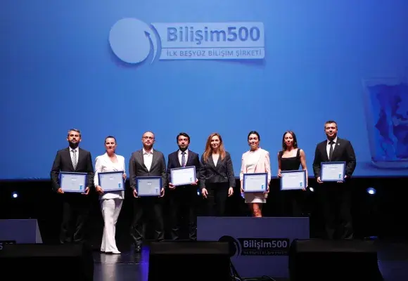 Türksat’a Bilişim 500’den Çifte Ödül