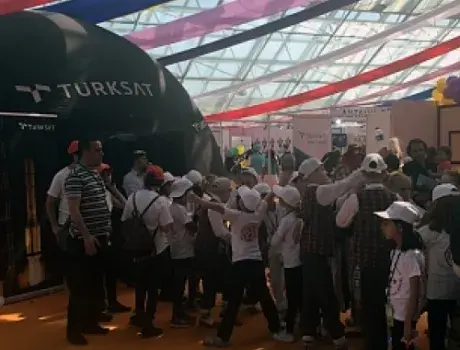 Türksat Planetaryum 23 Nisan Şenliklerinde