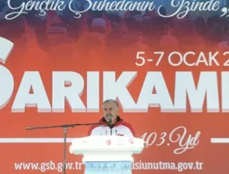 Sarıkamış şehitleri için 50 bin kişi yürüdü