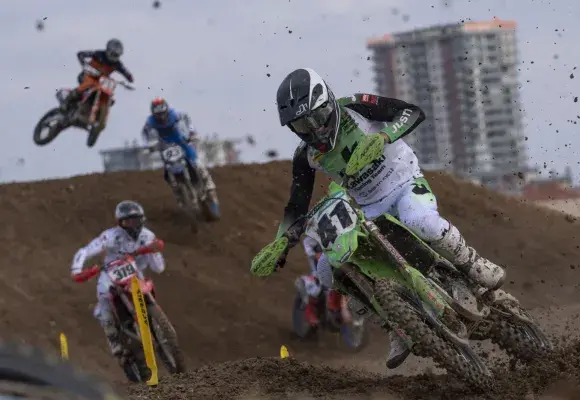 Dünya Motokros Şampiyonası Türksat Uyduları ile Dünyaya Ulaştı